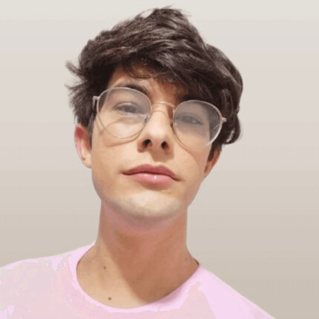 Retrato de Dennys G. Pouza